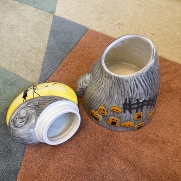 Disney Nightmare Before Christmas Cookie Jar NEW 2025 Halloween 12.5” - Picture 4 of 6